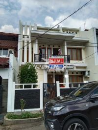 dijual-rumah-mewah-pondok-kelapa-jakarta