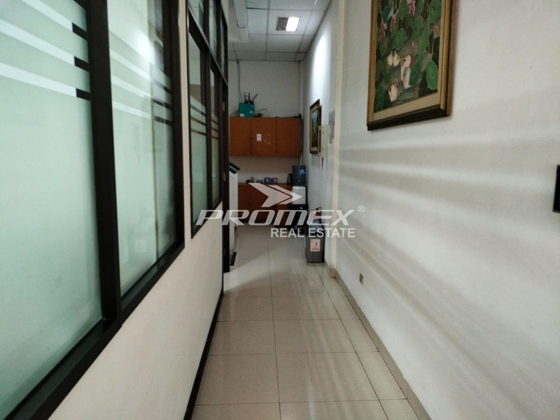 ruko-dijual-di-dekat-area-komersil-dan-juga-dekat-jalan-raya-fatmawati-jakarta-selatan