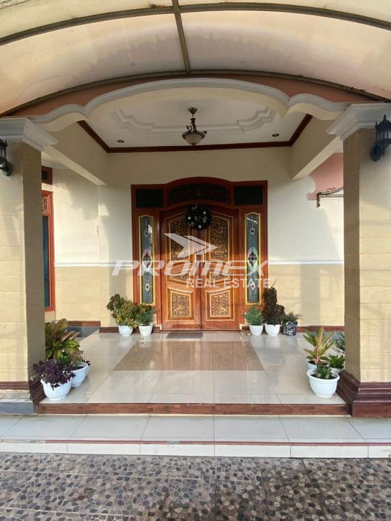 dijual-rumah-mewah-area-oebufu