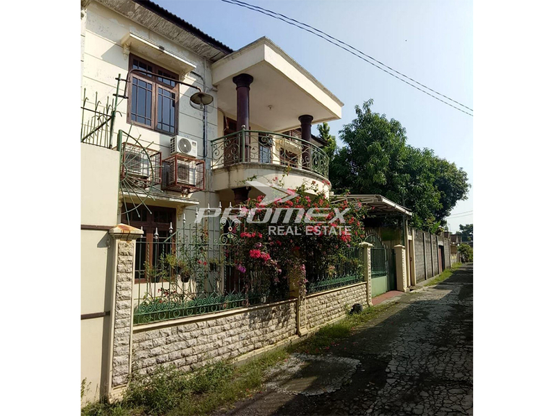 Dijual Rumah 2 Lantai Bonus Tanah di Cemani, Sukoharjo