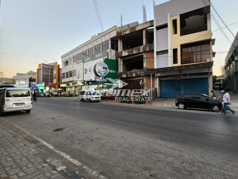 di-jual-ruko-lokasi-strategis-pinggir-jalan-raya-cocok-buat-bisnis-area-kuaninno