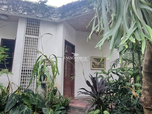 rumah-strategis-dalam-komplek-di-pejaten-jakarta-selatan