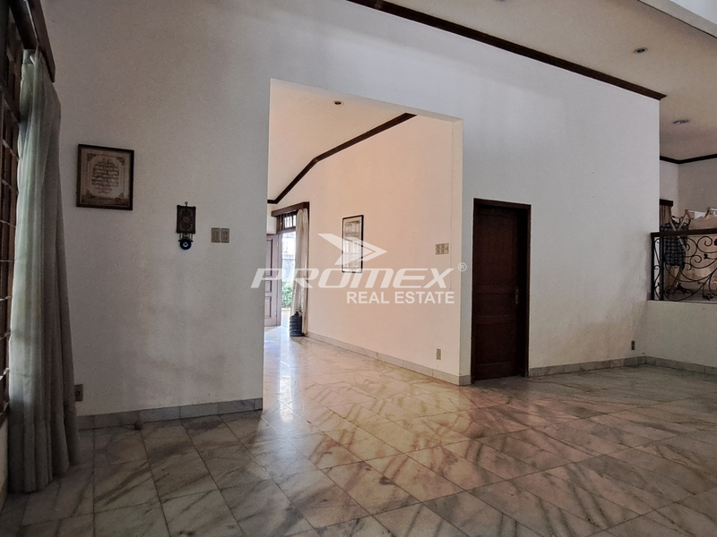 rumah-strategis-kemang-timur