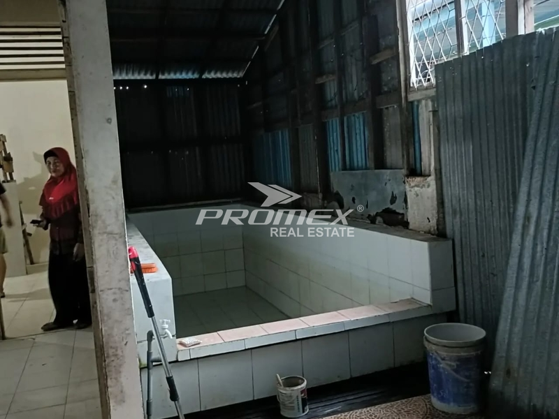 dijual-rumah-panjang-kebelakang-cocok-untuk-jadikan-kost