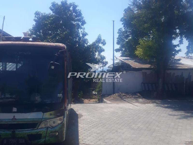 dijual-tanah-amp-bangunan-area-tompello-kupang