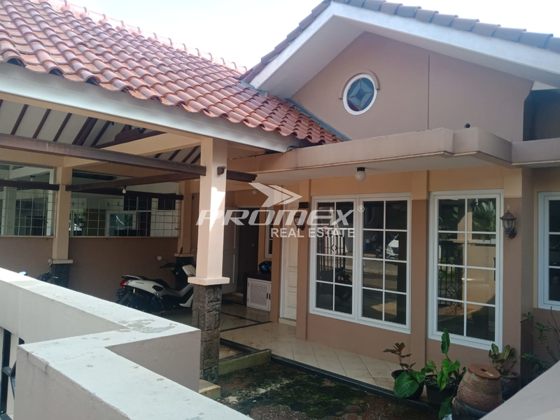 dijual-rumah-puri-gading-jatiwarna