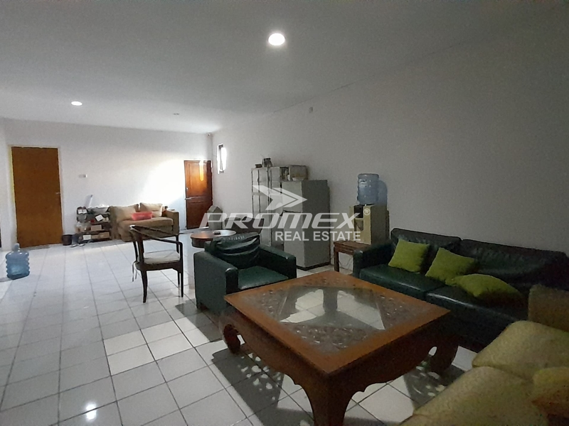 rumah-hunian-kost-9pintu-kemang-lokasi-area-komersil