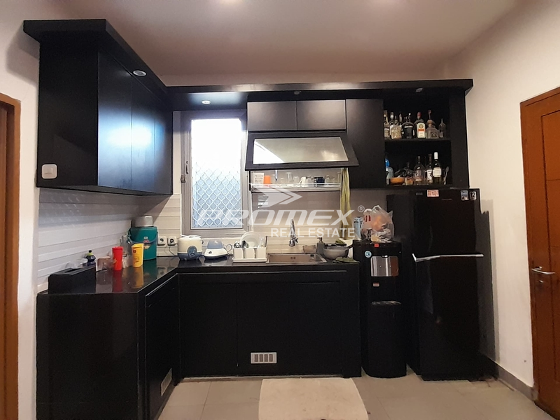 rumah-hunian-kost-9pintu-kemang-lokasi-area-komersil