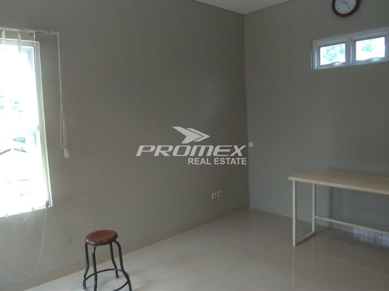 dijual-rumah-modern-siap-huni-di-manahan-solo