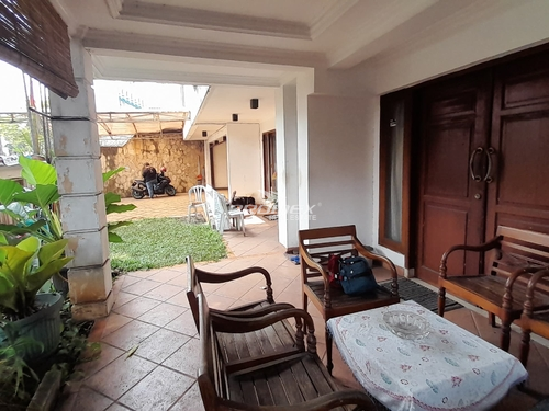 rumah-di-kemang-area-komersil-zona-campuran-hunian-kantor-usaha-nego-sampai-deal