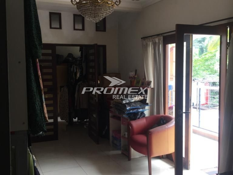 rumah-di-kemang-area-komersil-zona-campuran-hunian-kantor-usaha-nego-sampai-deal