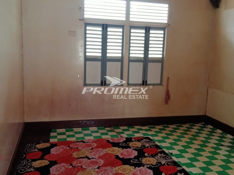 dijual-rumah-pinggir-jalan-raya-kubu