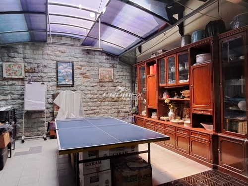 rumah-asri-2-lantai-siap-huni-lokasi-strategis-pinggir-jalan-raya-area-pancoran-jakarta-selatan
