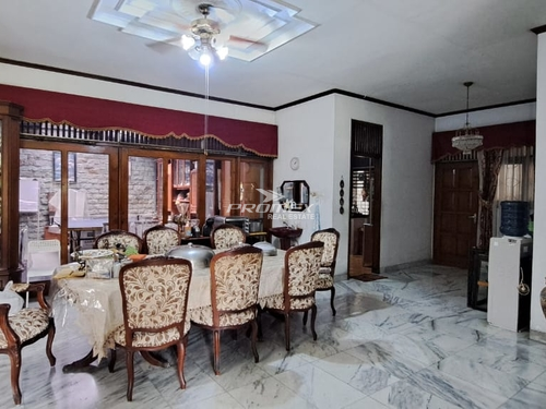 rumah-asri-2-lantai-siap-huni-lokasi-strategis-pinggir-jalan-raya-area-pancoran-jakarta-selatan