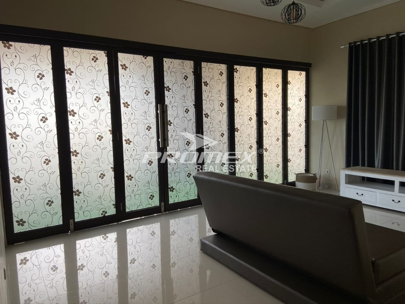 dijual-rumah-modern-di-perumahan-rc-karanganyar