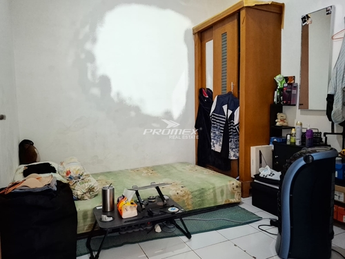 dijual-rumah-pondok-melati-hanya-beberapa-langkah-ke-plaza-pondok-gede