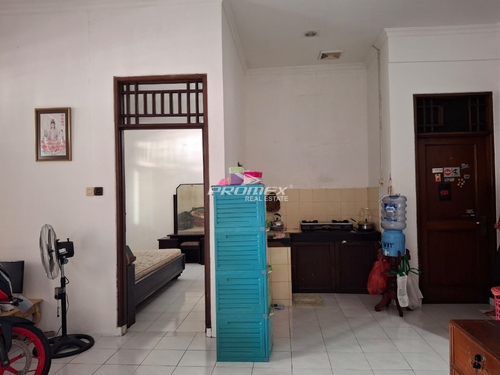 dijual-rumah-pondok-melati-hanya-beberapa-langkah-ke-plaza-pondok-gede