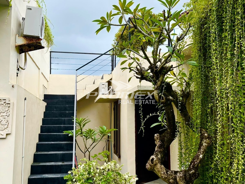 dijual-rumah-mewah-cantik-dikawasan-jimbaran-badung-bali