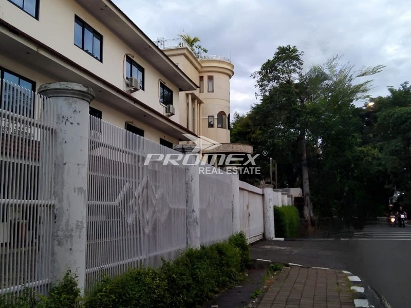 dijual-cepat-rumah-mewah-dikawasan-menteng