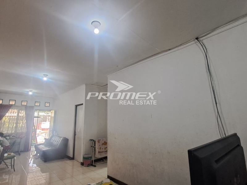 rumah-bagus-siap-huni-dalam-cluster-sudah-terenovasi-di-graha-jaya-bintaro-tangerang