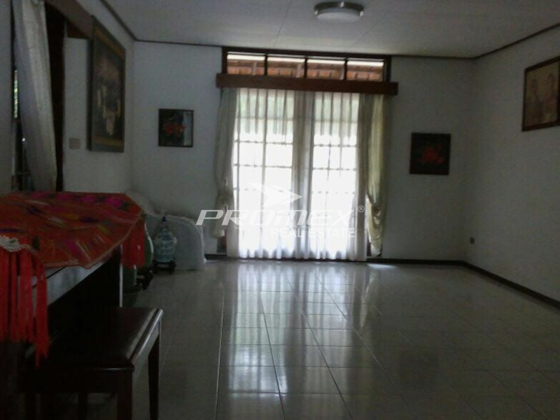 rumaasri-siap-huni-ada-gazebo-lokasi-strategis-di-pejaten-raya-jakarta-selatan