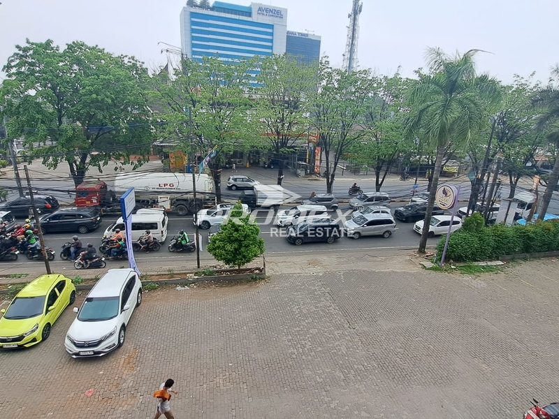ruko-gandeng-3-unit-di-transyogi-cibubur-lokasi-strategis-dekat-tol-cibubur