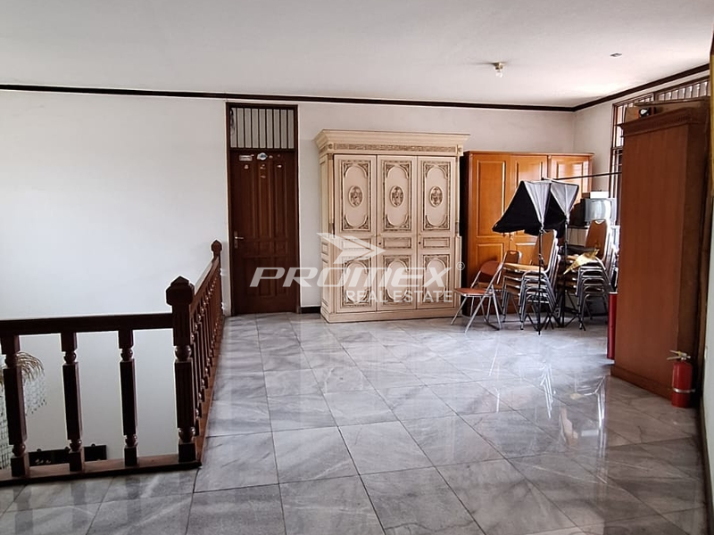 dijual-rumah-mewah-dikawasan-lebak-bulus-jakarta-selatan