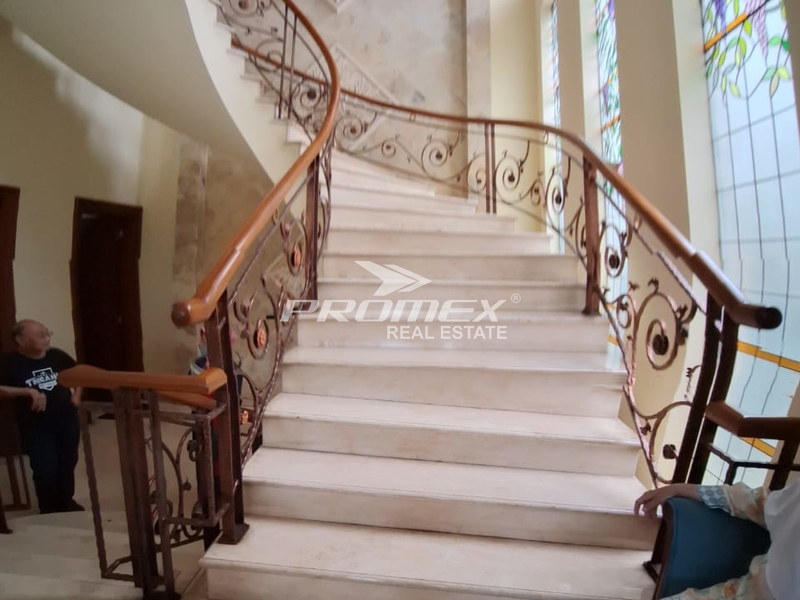 dijual-rumah-mewah-perumahan-pratama-hills-lebak-bulus