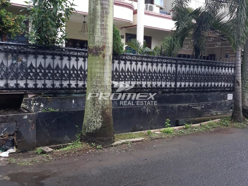 dijual-cepat-rumah-mewah-di-kawasan-jakarta-selatan