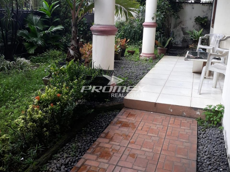 dijual-cepat-rumah-mewah-di-kawasan-jakarta-selatan