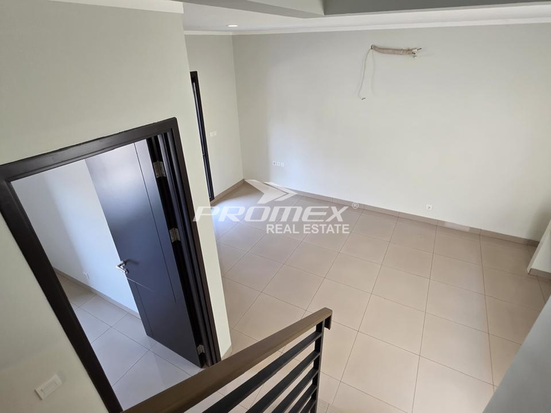 dijual-cepat-rumah-cantik-siap-huni-dikawasan-sumarecon-crown-gading