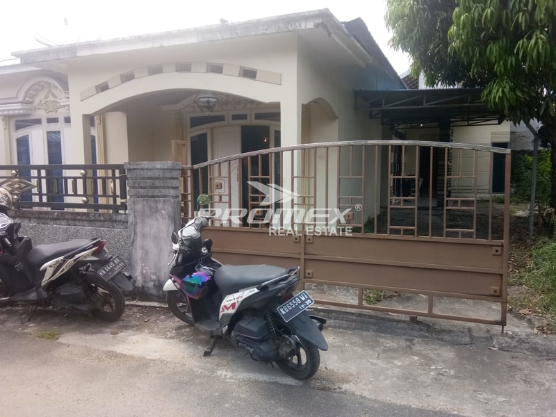 rumah-hook-impian-strategis-luas-dan-dekat-fasilitas-lengkap