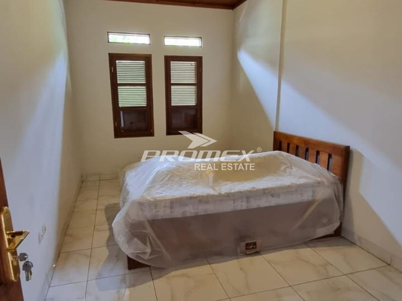 dijual-cepat-rumah-di-duren-sawit-komp-al