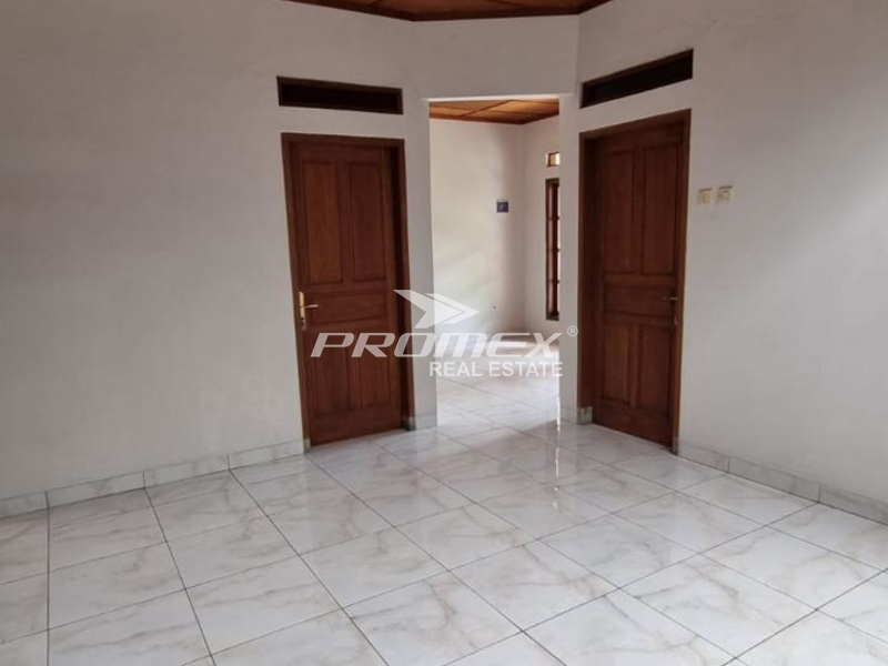 dijual-cepat-rumah-di-duren-sawit-komp-al