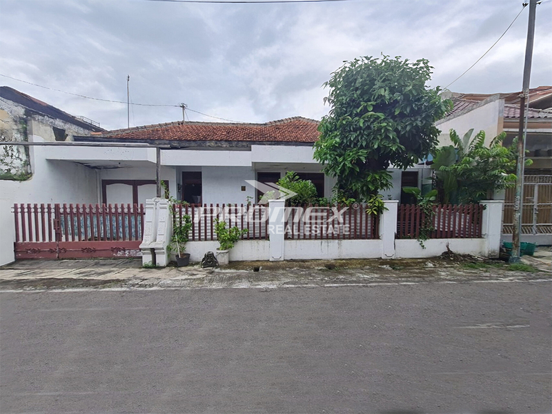 dijual-rumah-siap-huni-di-banyuagung-solo