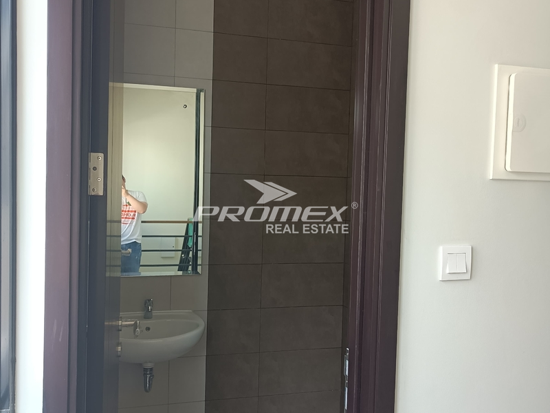 dijual-cepar-rumah-cantik-minimalis-di-kawasan-summarecon-crown-gading