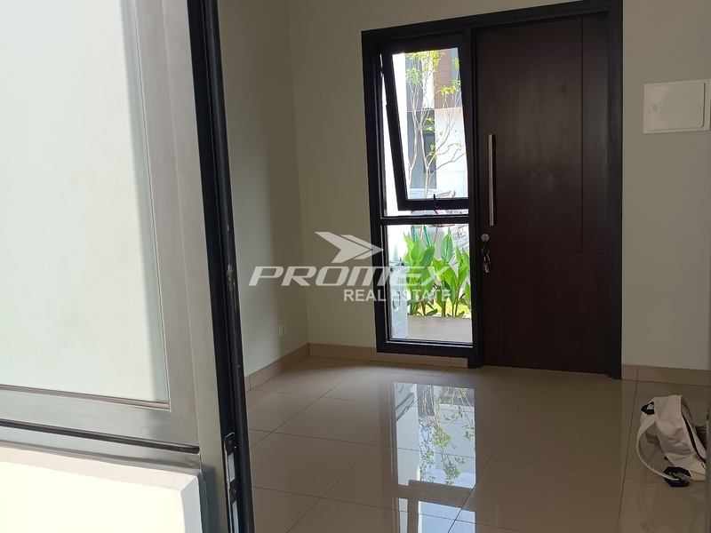 dijual-cepar-rumah-cantik-minimalis-di-kawasan-summarecon-crown-gading