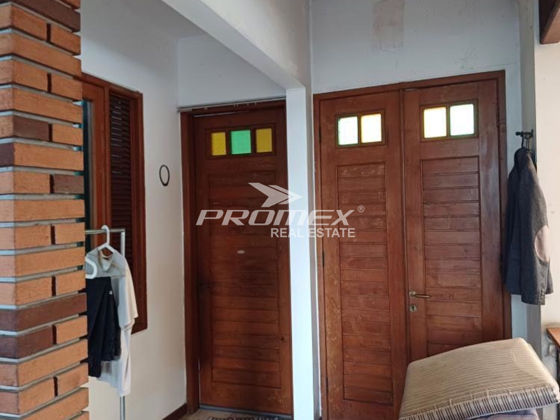 dijual-cepat-rumah-asri-dikawasan-persanggrahan