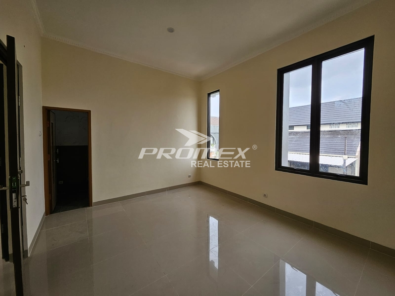 dijual-cepat-rumah-cantik-perumahan-bintang-metropole