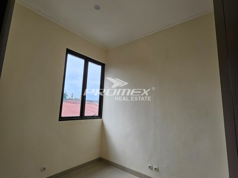 dijual-cepat-rumah-cantik-perumahan-bintang-metropole