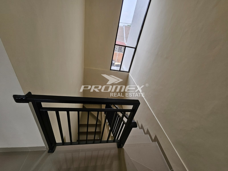 dijual-cepat-rumah-cantik-perumahan-bintang-metropole