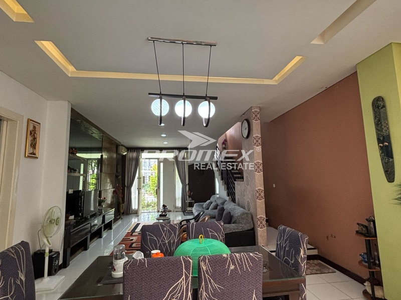 dijual-rumah-cluster-sumarecon-bekasi