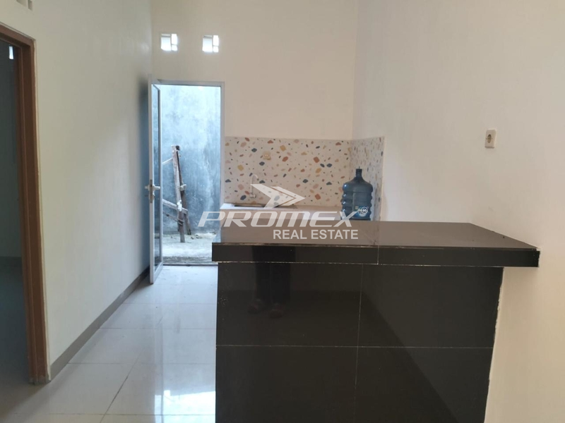dijual-cepat-rumah-cantik-dikawasan-regency