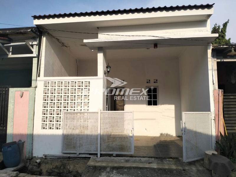 dijual-cepat-rumah-cantik-dikawasan-regency