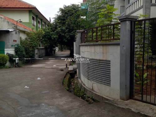 dijual-cepat-rumah-mewah-dikawasan-perum-masnaga