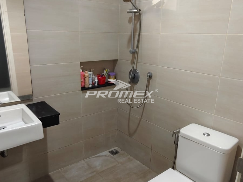 dijual-rumah-cantik-grand-galaxy-city