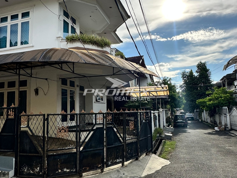 dijual-cepat-rumah-mewah-posisi-hook-di-kawasan-duren-sawit