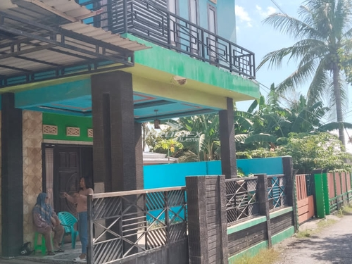 dijual-dan-disewakan-rumah-tinggal-area-namosain-kupang