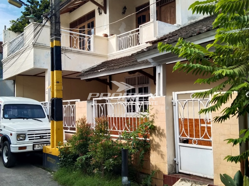 dijual-cepat-rumah-cantik-dikawasan-galaxy