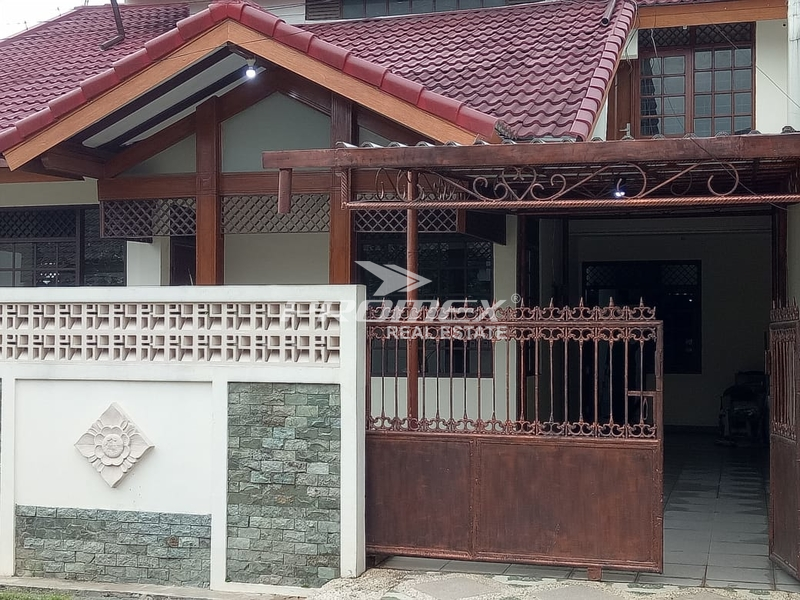 dijual-cepat-rumah-2-lantai-di-bekasi-selatan-bekasi